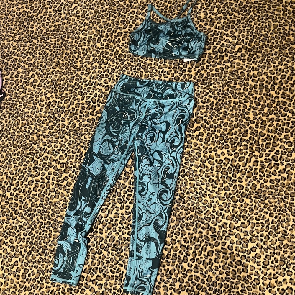 Zella Girl 10-12 Teal Swirl Athletic Leggings & Sports Bra Set